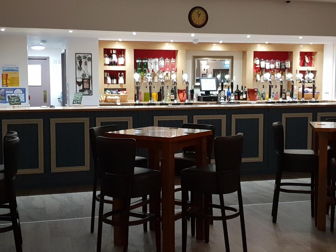 The Kingstanding Inn เบอร์มิงแฮม ภายนอก รูปภาพ